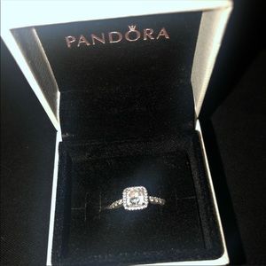 Timeless elegant Pandora Sterling Silver Ring